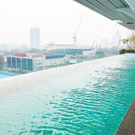 5-Star Apartment + Infinity Pool, 4 Pax, 1 Min To Jaya One Petaling Jaya Eksteriør billede